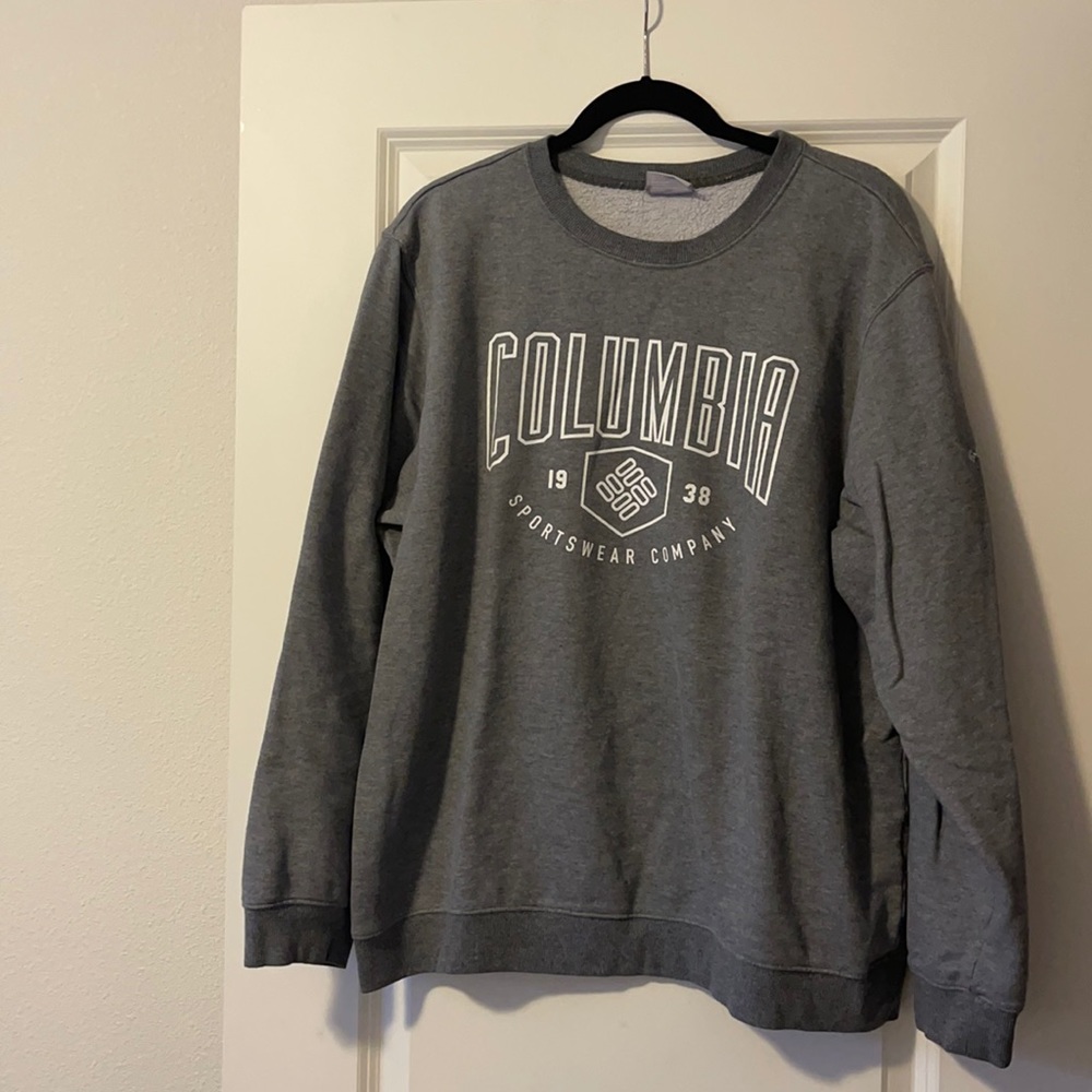 Columbia crewneck